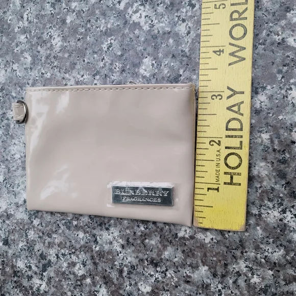 Burberry Fragrances pouch - Picture 4 of 9